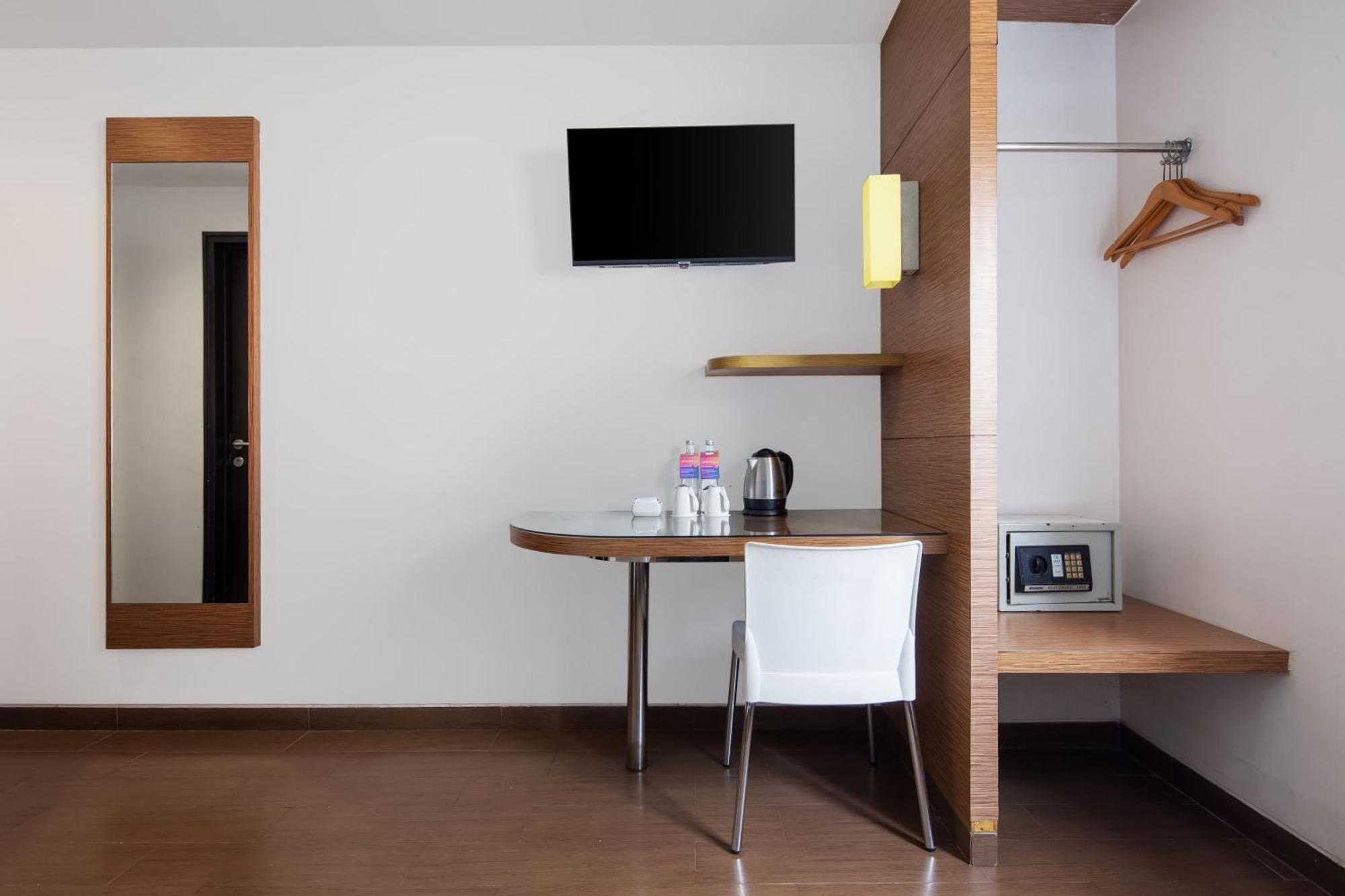Amaris Hotel Pancoran Dżakarta Zewnętrze zdjęcie
